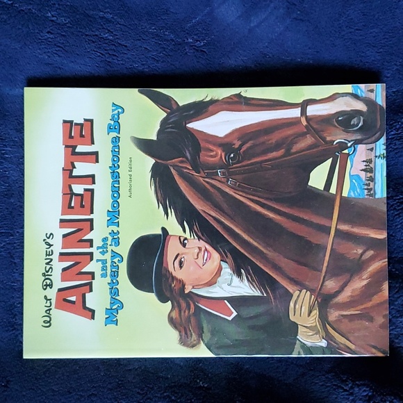 The Annette Mysterys Annette Funicello Disney Book Set - Picture 6 of 12